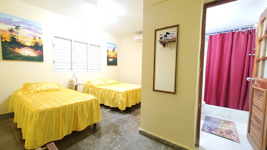 Camping Y Hostel Del Tío Rey