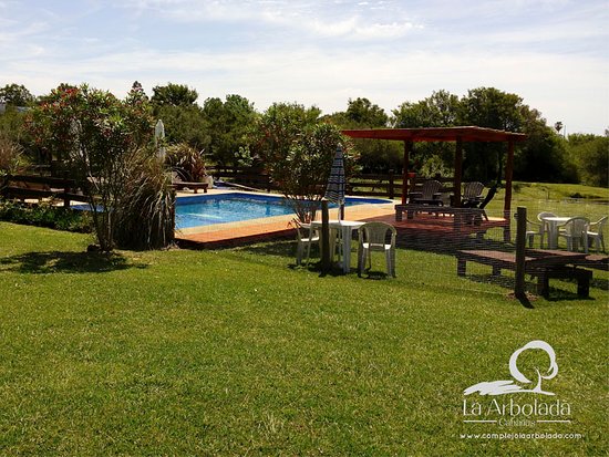 Camping Con Cabañas En Colón